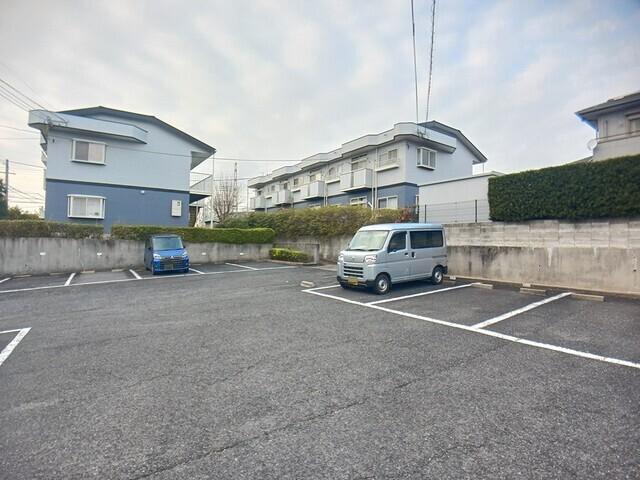 エルディム山本Ⅱ（203） 駐車場