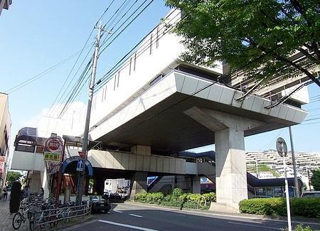 北九州モノレール徳力公団前駅：1500m