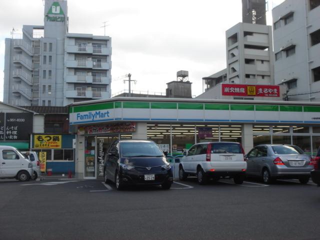 ファミリーマート小倉城野駅北店：265m