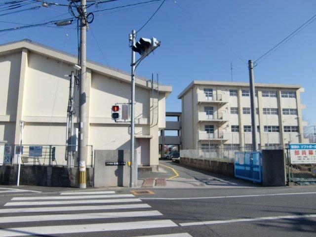 北九州市立曽根小学校：1043m