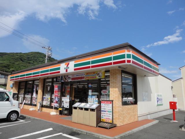 セブンイレブン小倉中吉田店：459m