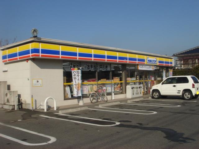 ミニストップ小倉長尾店：372m