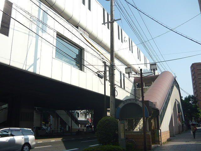 北九州モノレール 徳力嵐山口駅：1100m