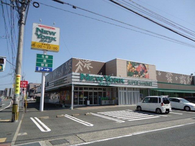 ニューヨークストア貫店：646m