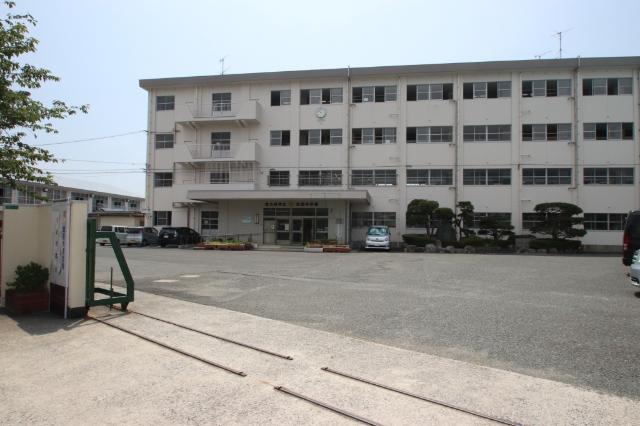 北九州市立吉田中学校：70m