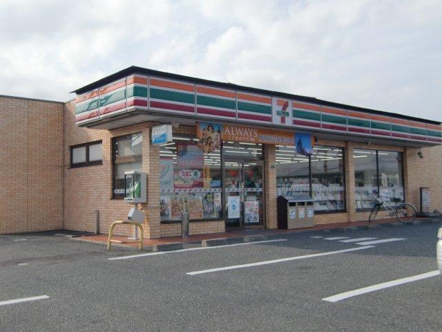 セブンイレブン小倉くさみ店：418m