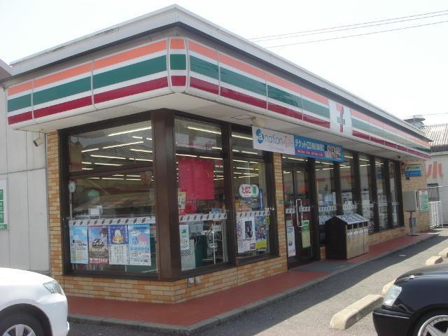 セブンイレブン小倉下石田1丁目店：469m