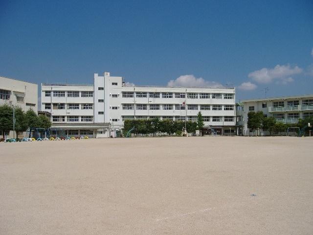 北九州市立守恒小学校：773m