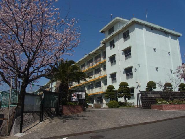 北九州市立沼中学校：1338m