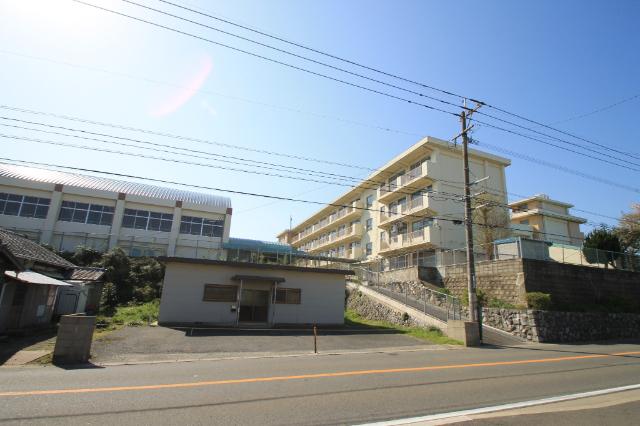 北九州市立松ケ江中学校：1022m
