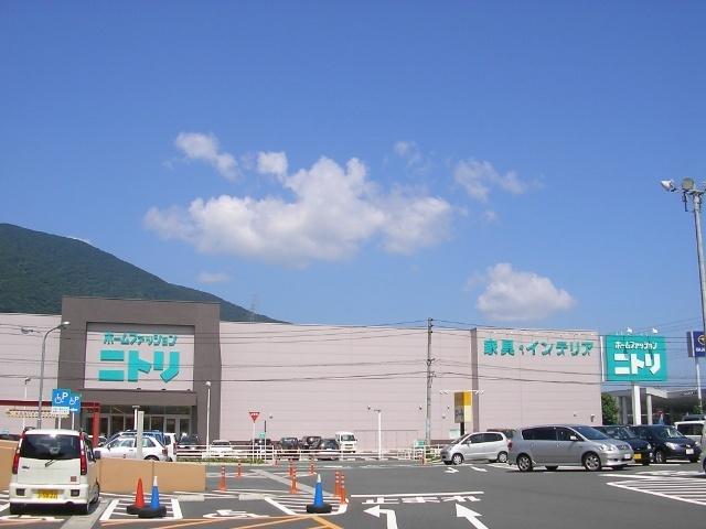 ニトリ小倉東インター店：577m