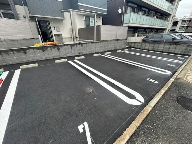 VILLA　TAKK　上到津（201） 駐車場