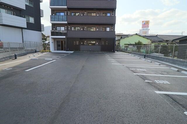 ニシコービルディング門司（405） 駐車場