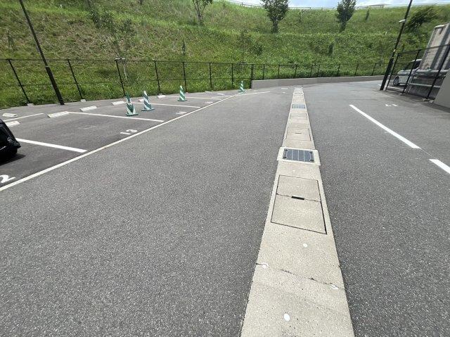 ファミーユ中園　Ⅱ 駐車場