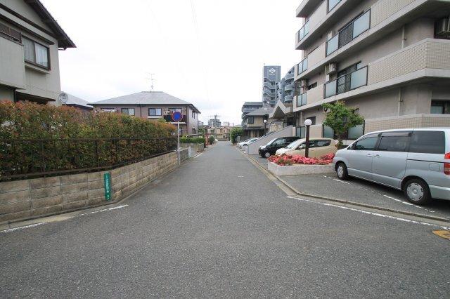 コーポランド津田新町Ｃ棟 駐車場