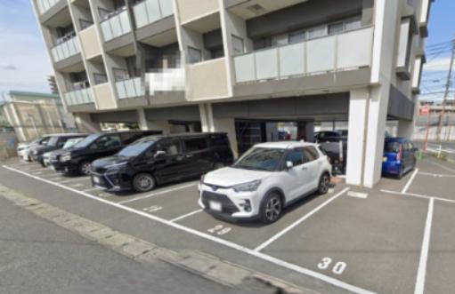 ウイングス三郎丸 駐車場