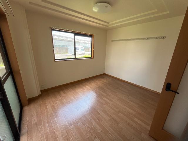 ライラック 部屋画像