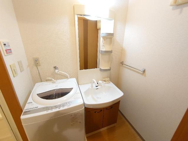 リバパレス鶴舞 部屋画像