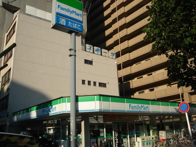 ファミリーマート鶴舞店：708m