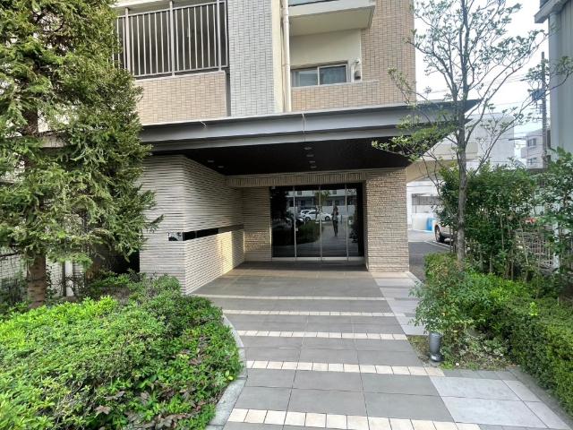 マンションアプローチ