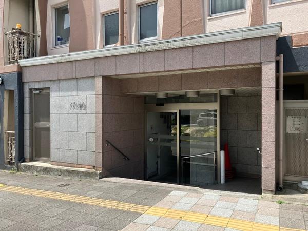 メゾン金山 エントランス