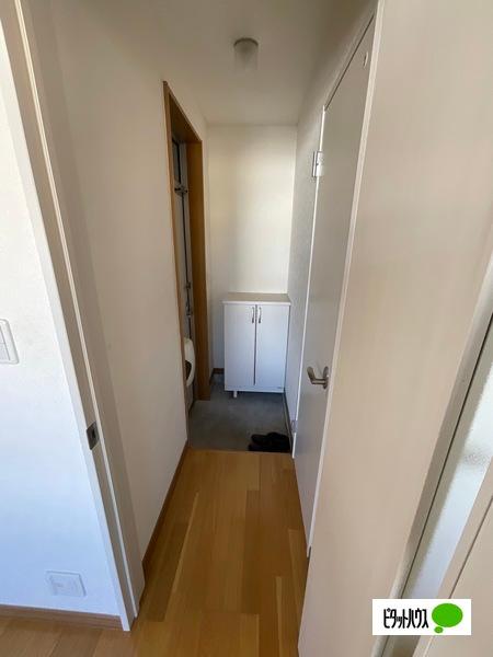 LODGE（ロッジ）（203） 玄関
