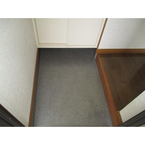 レガーロ（102） 玄関