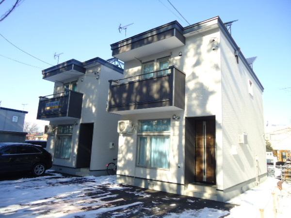 帯広駅より徒歩28分 築7年3ヶ月 2階建の賃貸物件