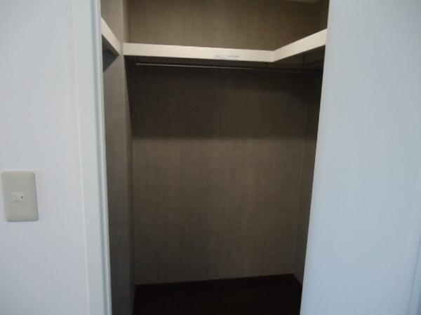 レジデンス・アイ弐号館 収納