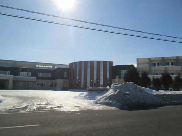 帯広市立豊成小学校：1364m