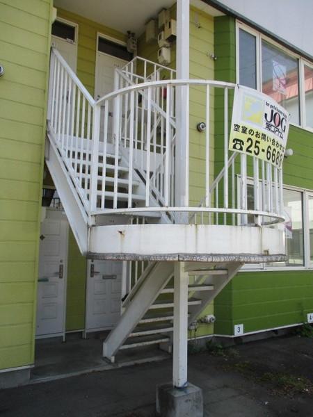 グラナダ77（202） エントランス