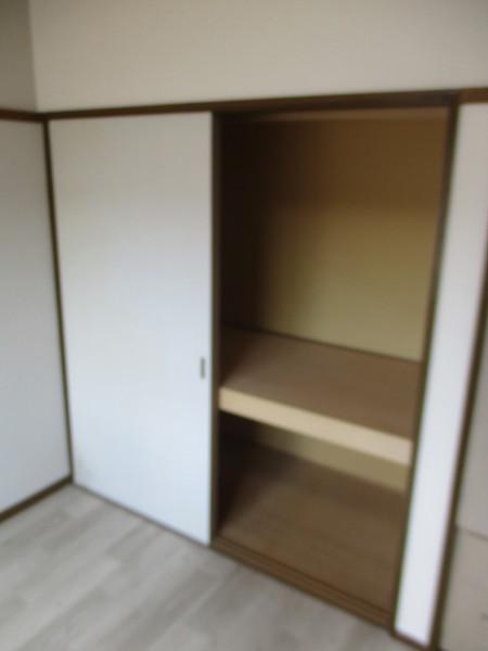 コーポ原（203） 収納