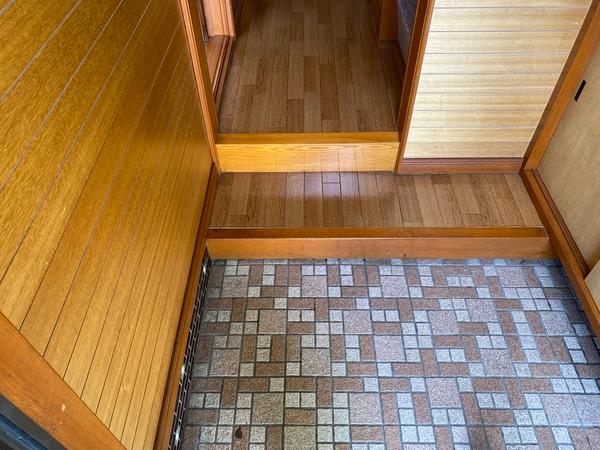 西19南2テラスハウス（EAST） 玄関