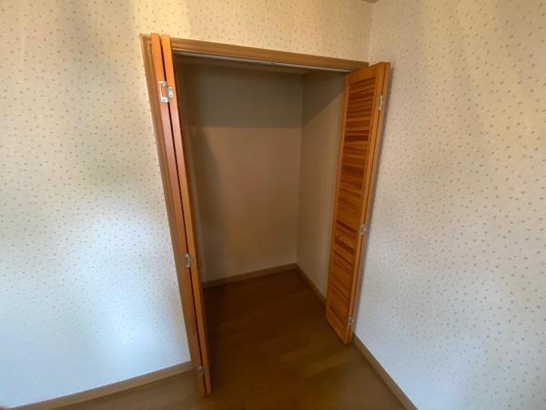 コスモヒルズI 収納