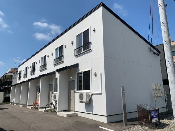 帯広駅より徒歩28分 築11年9ヶ月 2階建の賃貸物件