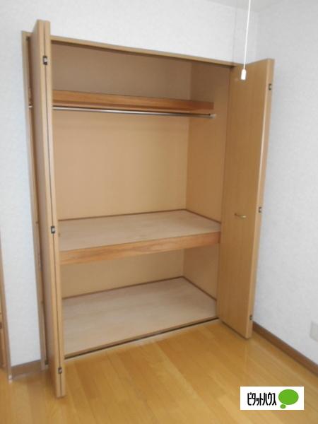 タウンズ東光（202） 収納