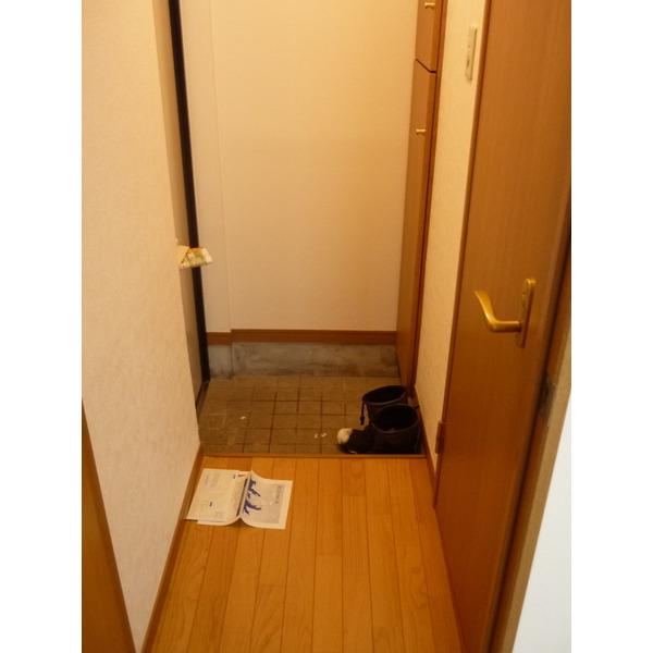 Pre.CatelanⅡ（102） 玄関
