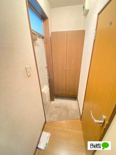 ウォーターリップ（102） 玄関
