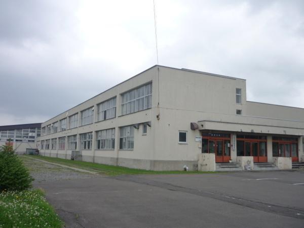 旭川市立正和小学校：1126m