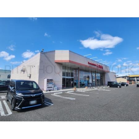 ファッションセンターしまむら柏林台店：827m