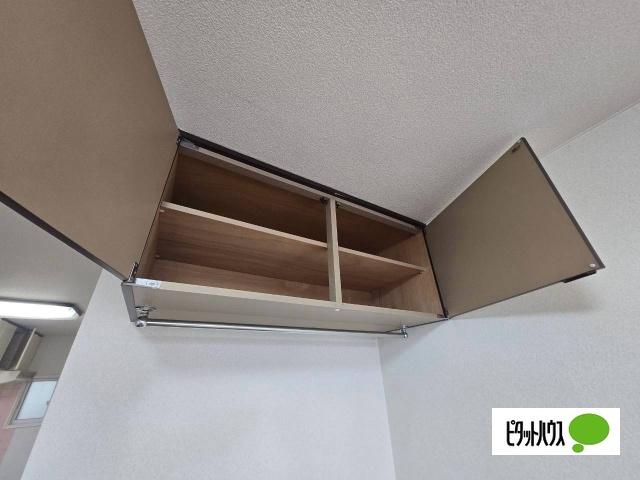ハイツアンビシャス（101） 収納