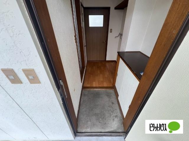 真和ハイツ（205） 玄関