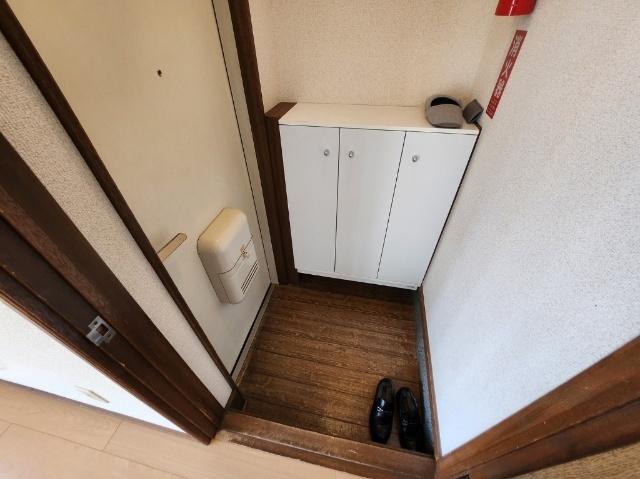 コーポしあわせ（13） 玄関