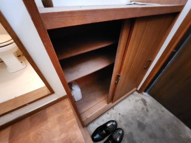シャンポール中田（21） 玄関