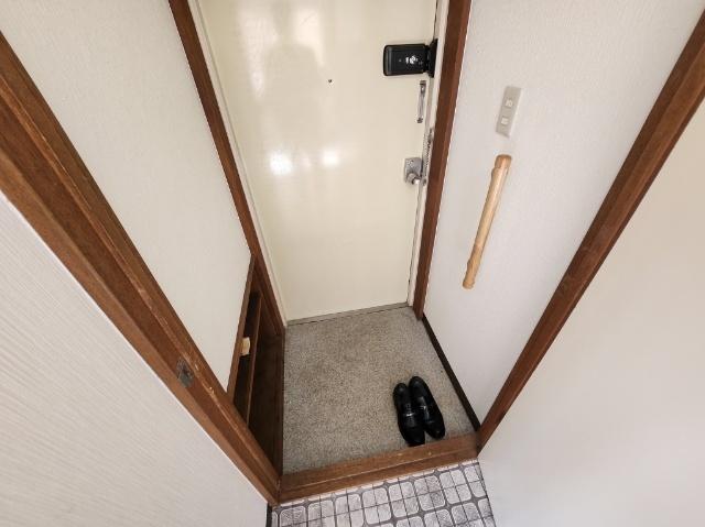 シャトーソレイユ（1） 玄関