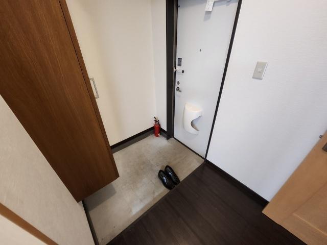 グランビスタ（102） 玄関
