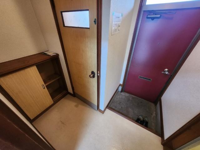 高田マンション（西18条）（202） 玄関