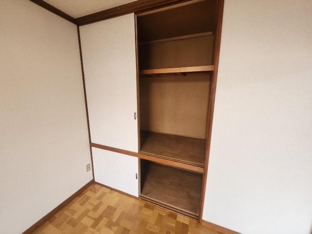 高田マンション（西18条）（202） 収納