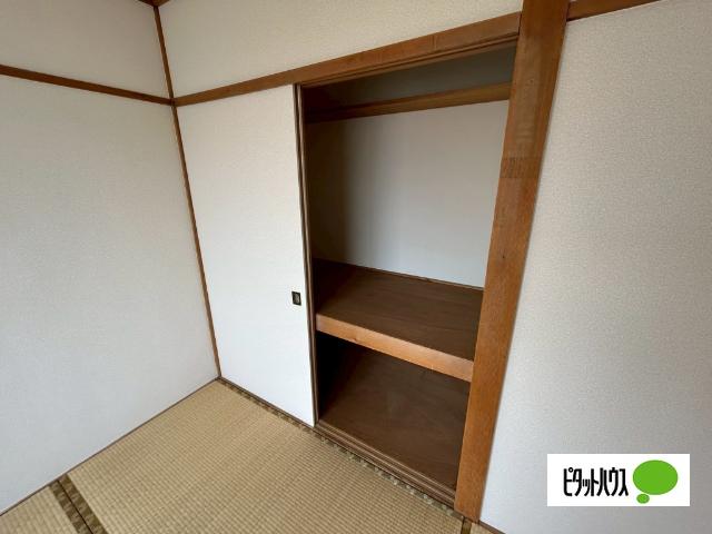 西8条ハイツ（E） 収納