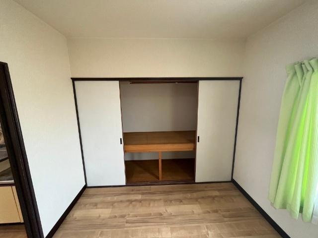 ひばりハイツ（2-B） 収納